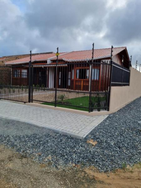 Casa em Penha perto do Mar e Beto Carreiro